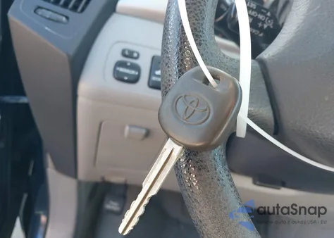 2004 Toyota Highlander V6 z USA, uszkodzony, nr VIN JTEEP21A840033110